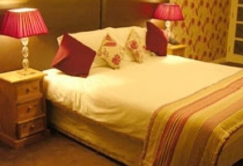 בית מלון כפרי The Cliffemount