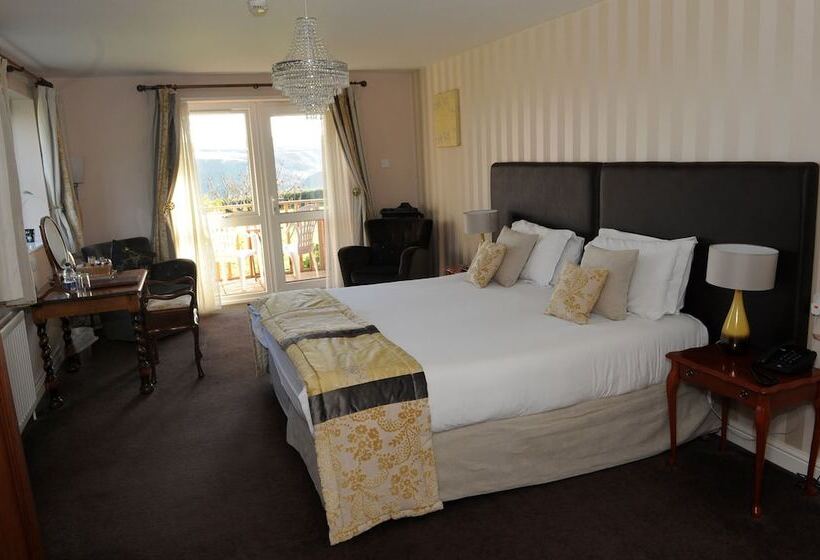 בית מלון כפרי The Cliffemount