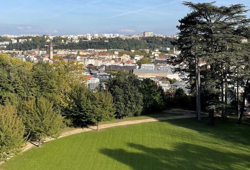 호텔 Hôtel Valpré