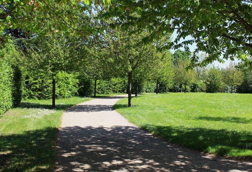 호텔 Hôtel Valpré