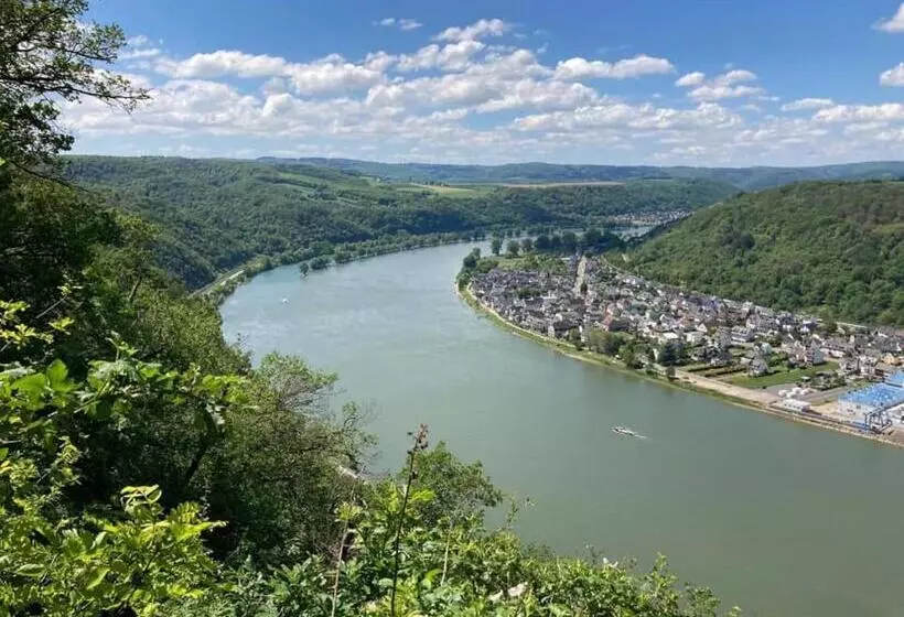 בית מלון כפרי Zu Den Burgen