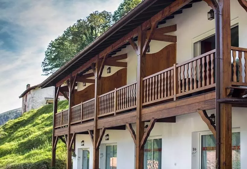 Logis Hotel Erreguina