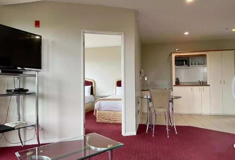 מוטל Chantillys Motor Lodge