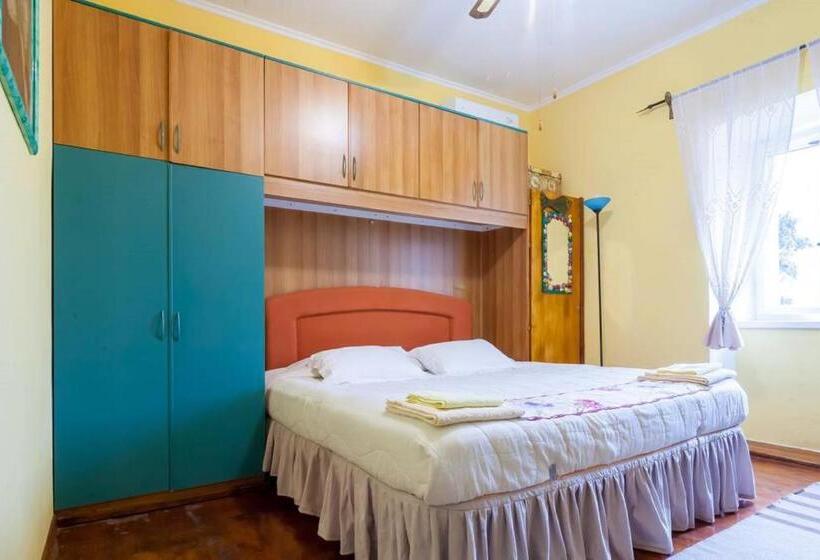 پانسیون Bluemarine Rooms & Apartments