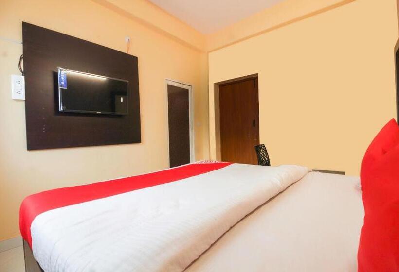 בית מלון כפרי Oyo 68235 Rresidency