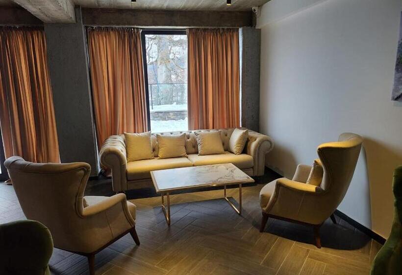 هتل Genesis Bakuriani