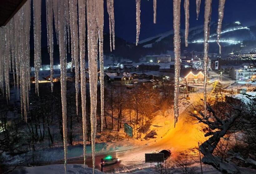 هتل Genesis Bakuriani