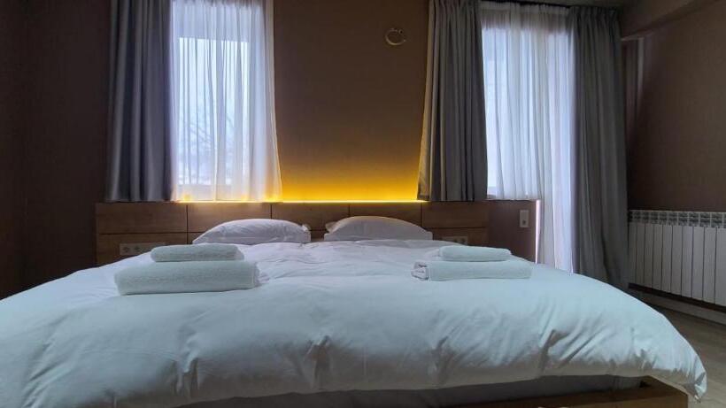 هتل Genesis Bakuriani