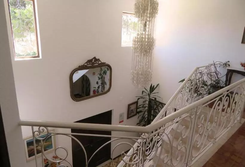 تختخواب و صبحانه Villa Alcaide