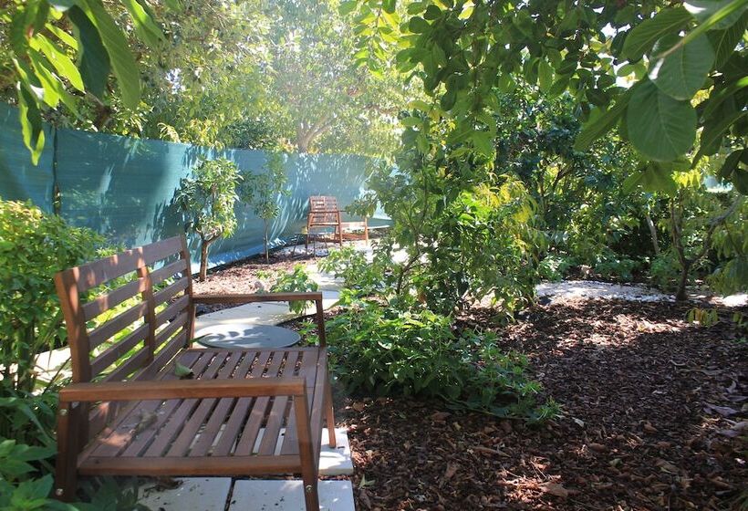 تختخواب و صبحانه Villa Alcaide