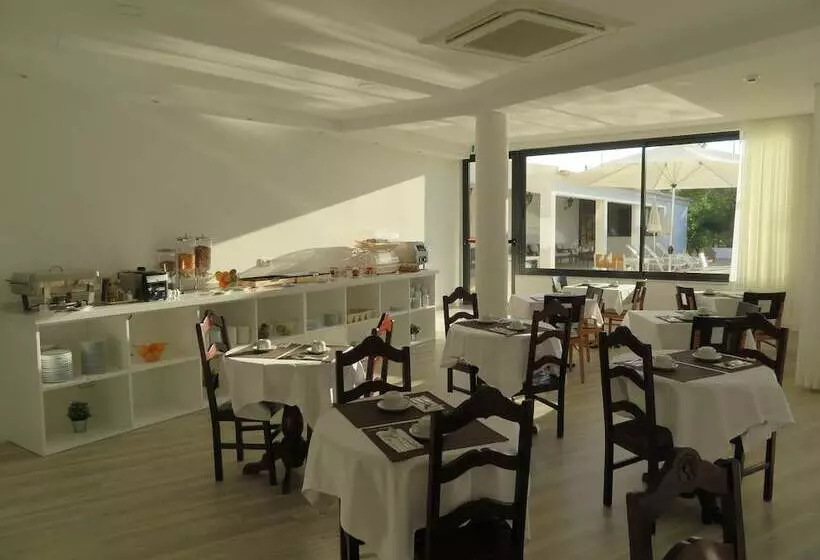 تختخواب و صبحانه Villa Alcaide