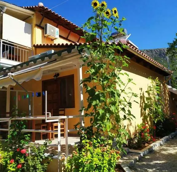 پانسیون Garden Rooms