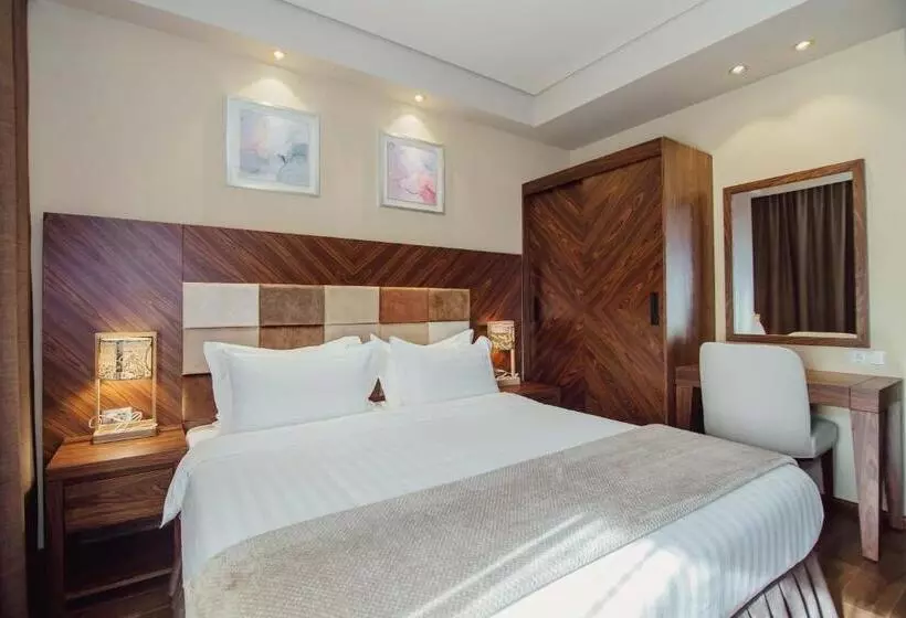 Dreamland Oasis Apart