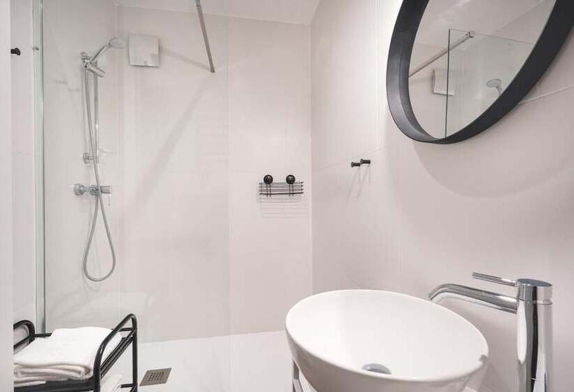 Общежитие Halo Hel