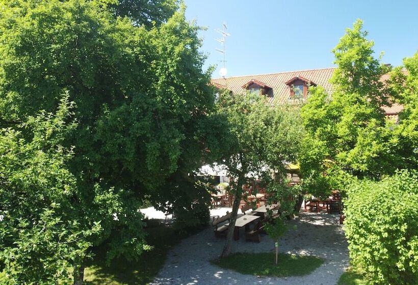 צימר Waldpension Jagerstuberl