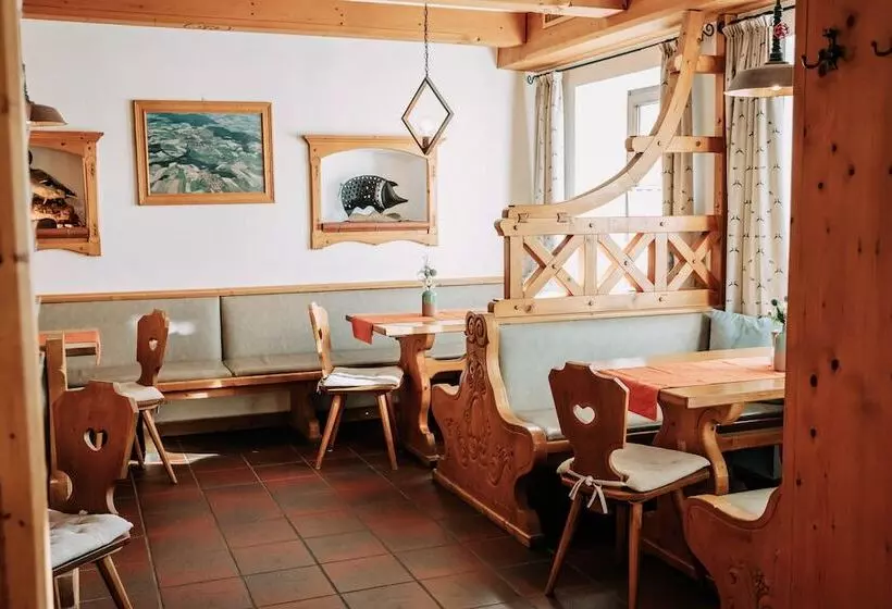 צימר Waldpension Jagerstuberl