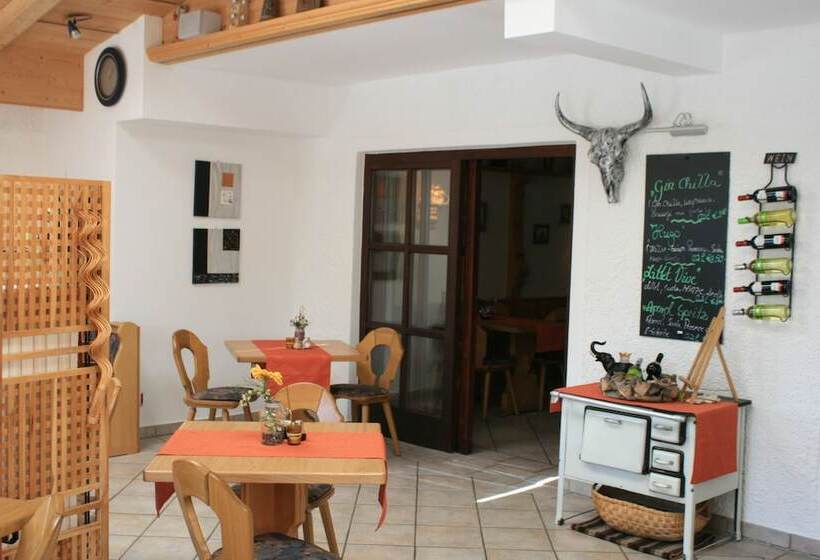 צימר Waldpension Jagerstuberl