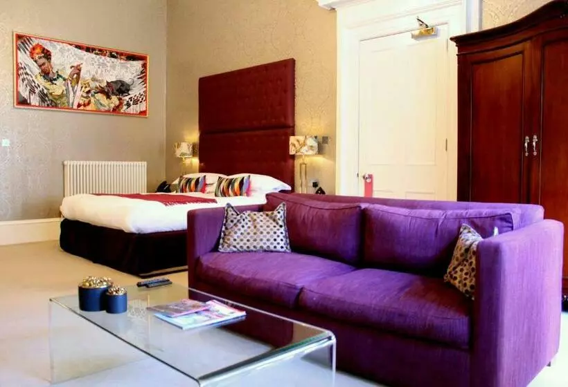 Hotelli 24 Royal Terrace