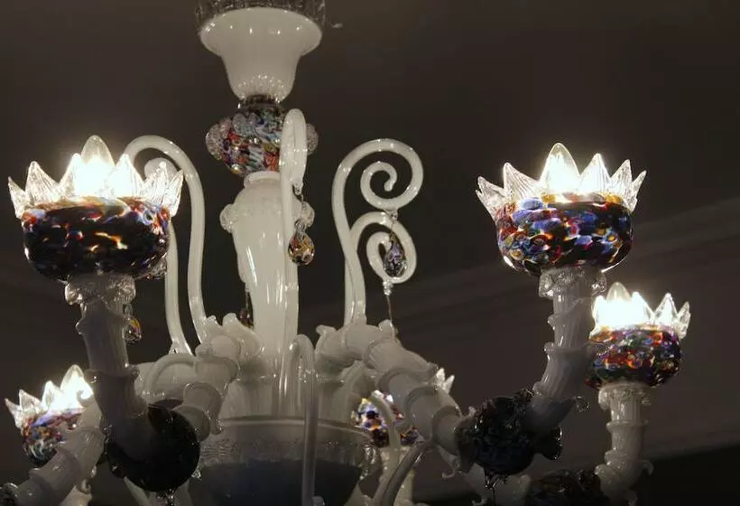 Hotelli 24 Royal Terrace