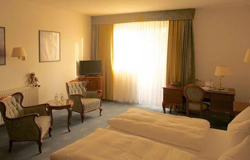 Отель Adler Golf& Tagungs