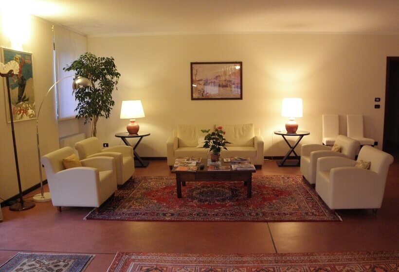 בית מלון כפרי Albergo Della Ceramica