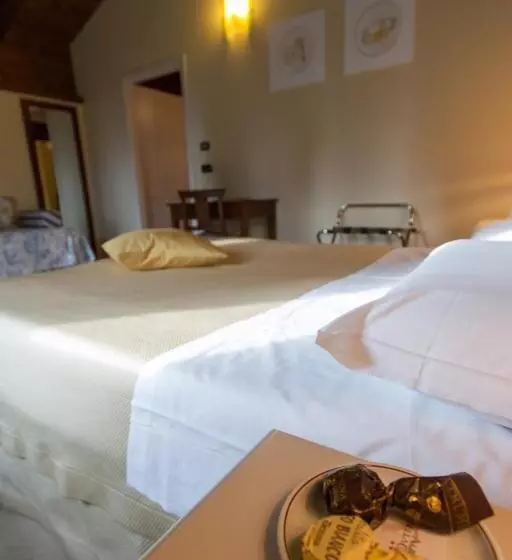 Отель Albergo Della Ceramica