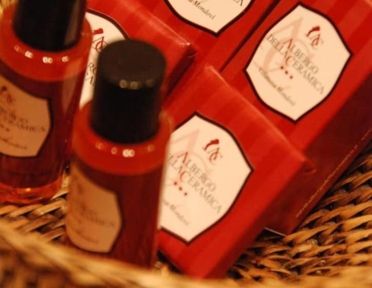 בית מלון כפרי Albergo Della Ceramica