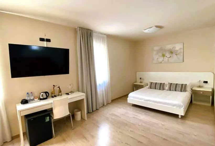 ホテル Alle Porte