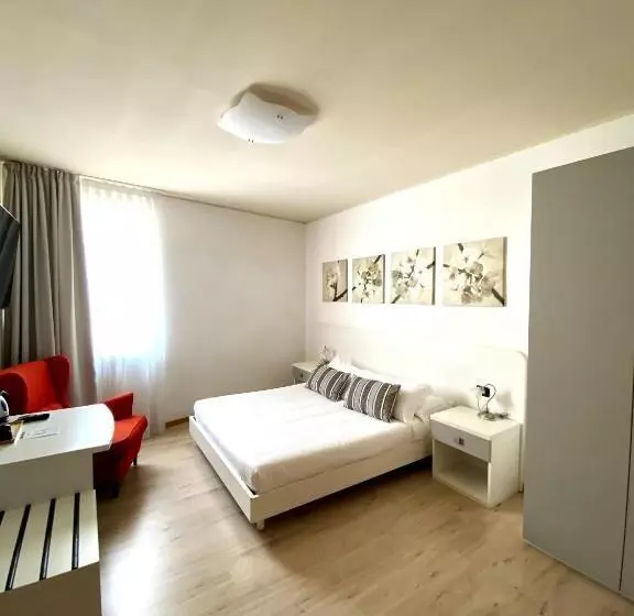 ホテル Alle Porte