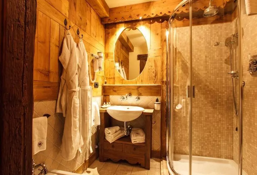 Отель Au Coeur Des Neiges & Spa