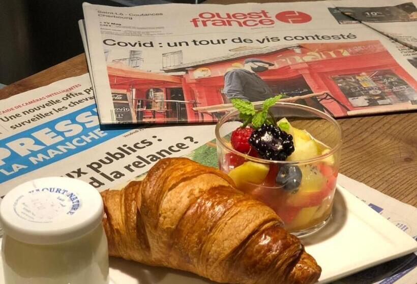 Отель Aux 13 Arches