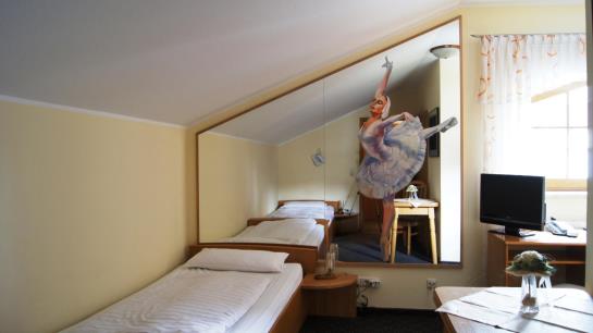 酒店 & Ferienwohnungen Bohlenblick