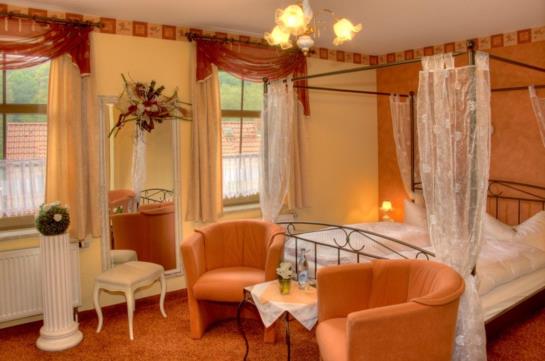 酒店 & Ferienwohnungen Bohlenblick