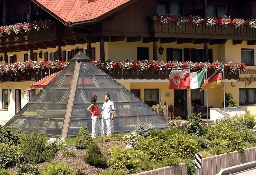 ホテル Burgfrieden