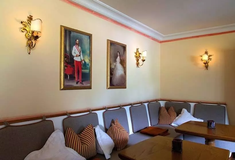 ホテル Burgfrieden