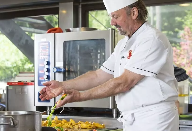 ホテル Burgfrieden