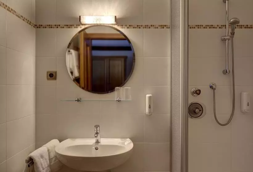 ホテル Burgfrieden