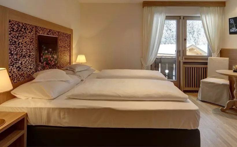 ホテル Burgfrieden