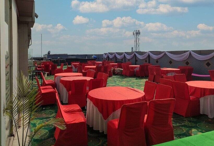 هتل Comfort Inn Tulip Heights