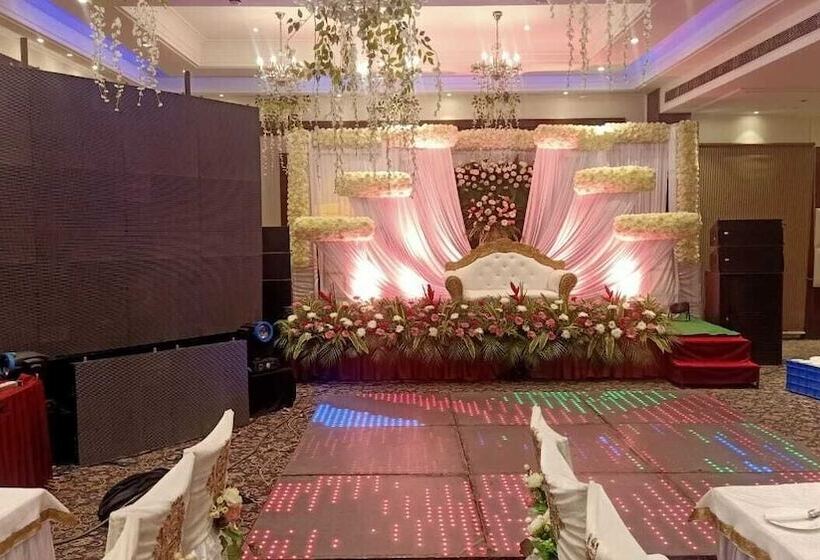 هتل Comfort Inn Tulip Heights