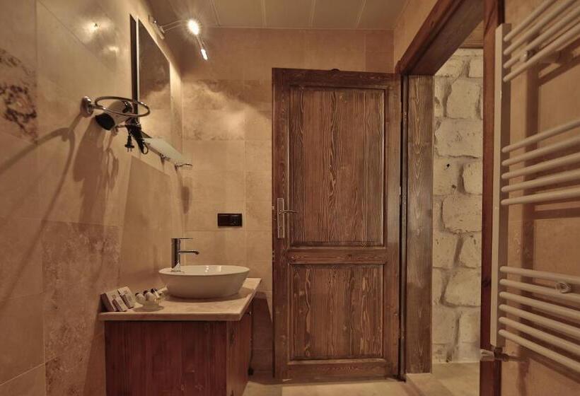 ホテル Guzide Cave