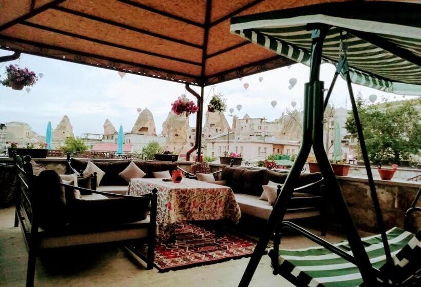 ホテル Guzide Cave