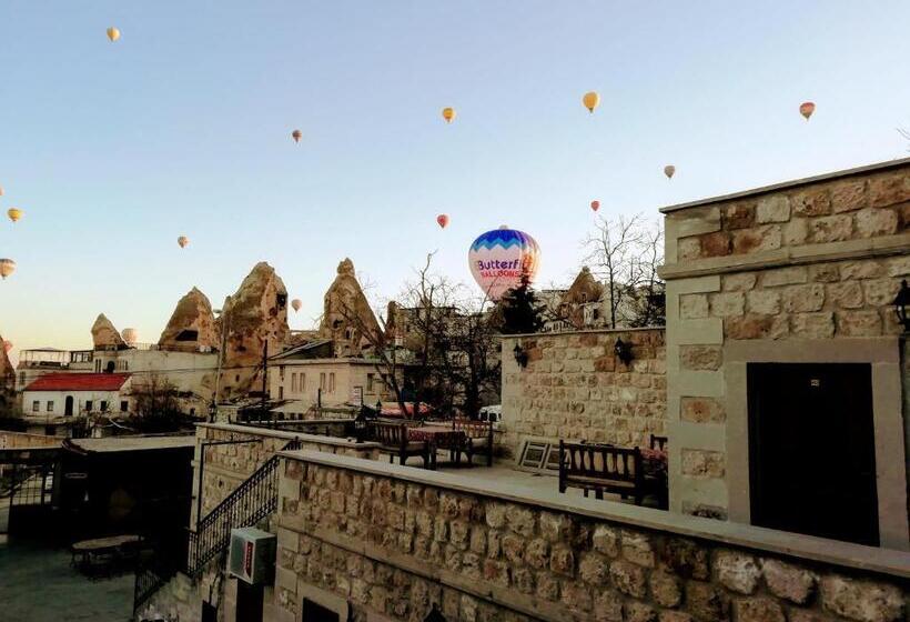 ホテル Guzide Cave