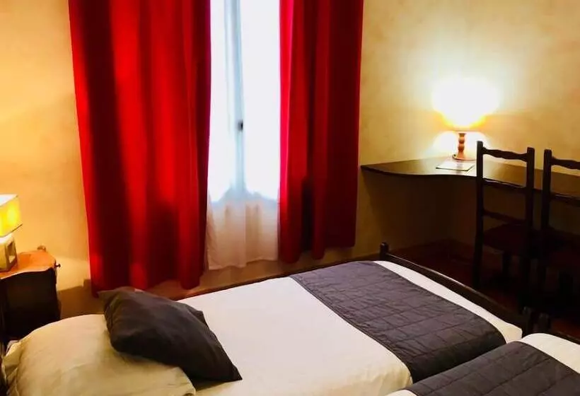 Отель Hôtel Moderne