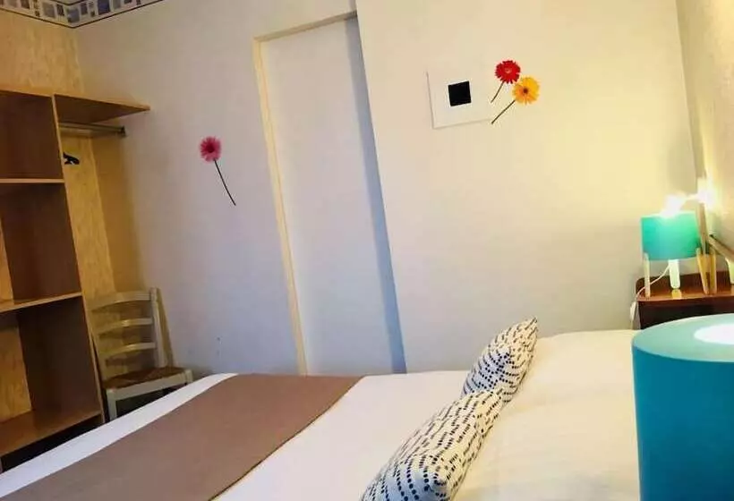 Отель Hôtel Moderne