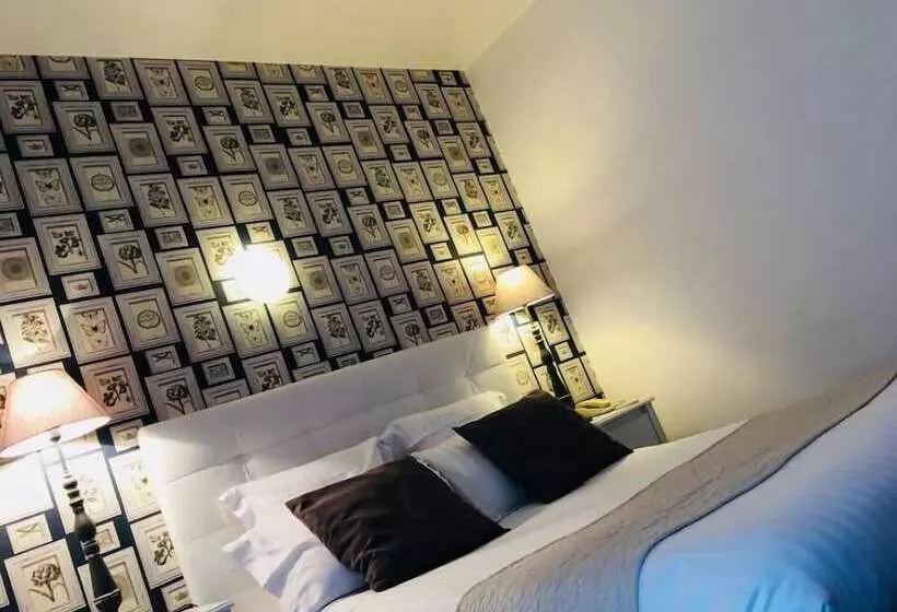 Отель Hôtel Moderne