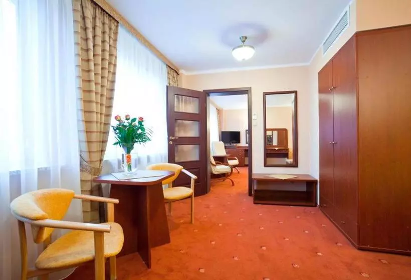 Hotelli Holiday Inn Express Lublin By Ihg