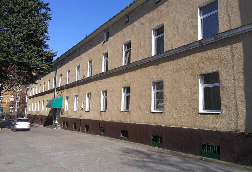 בית מלון כפרי Kapitan