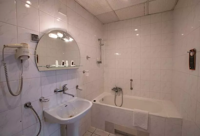 בית מלון כפרי Kapitan