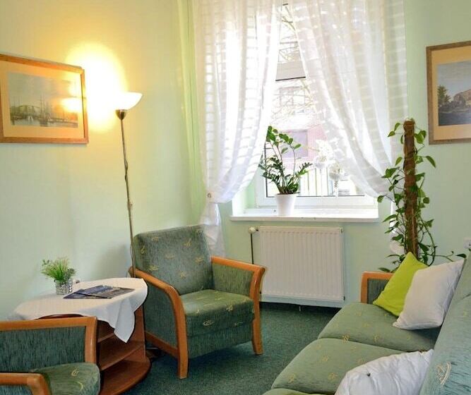 בית מלון כפרי Kapitan